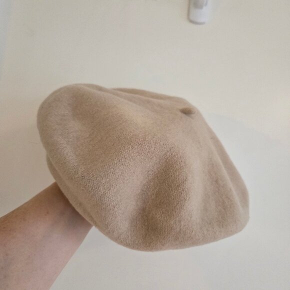 Classic wool beret - Picture 3 of 5